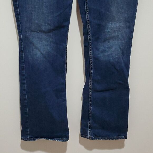 SILVER Aiko dark wash 31x31 slim boot cut jeans - Picture 2 of 8